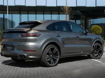 Cayenne Coupe/Sport Chrono/360/Bose/PDLS+/