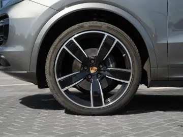 Cayenne Coupe/Sport Chrono/360/Bose/PDLS+/