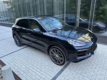 Cayenne V6 3.0L/CARPLAY/HUD/BOSE/ACC/MATRIX-LED