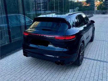 Cayenne V6 3.0L/CARPLAY/HUD/BOSE/ACC/MATRIX-LED