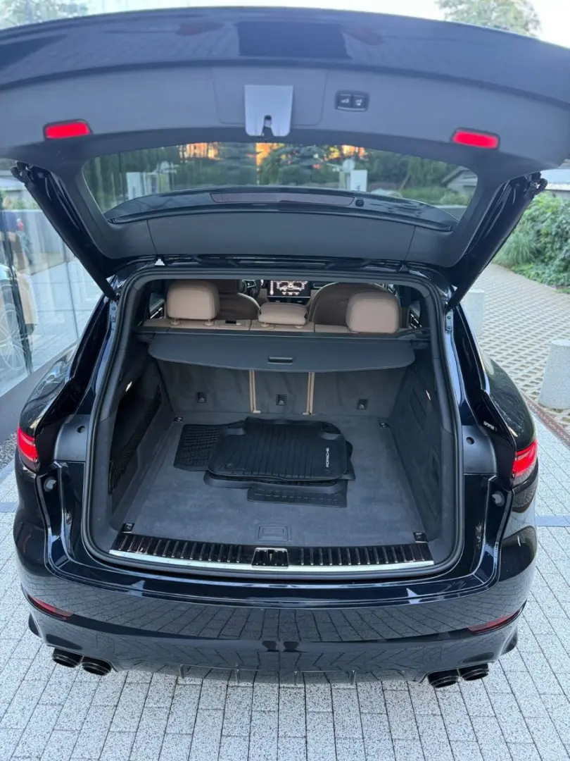 Cayenne V6 3.0L/CARPLAY/HUD/BOSE/ACC/MATRIX-LED