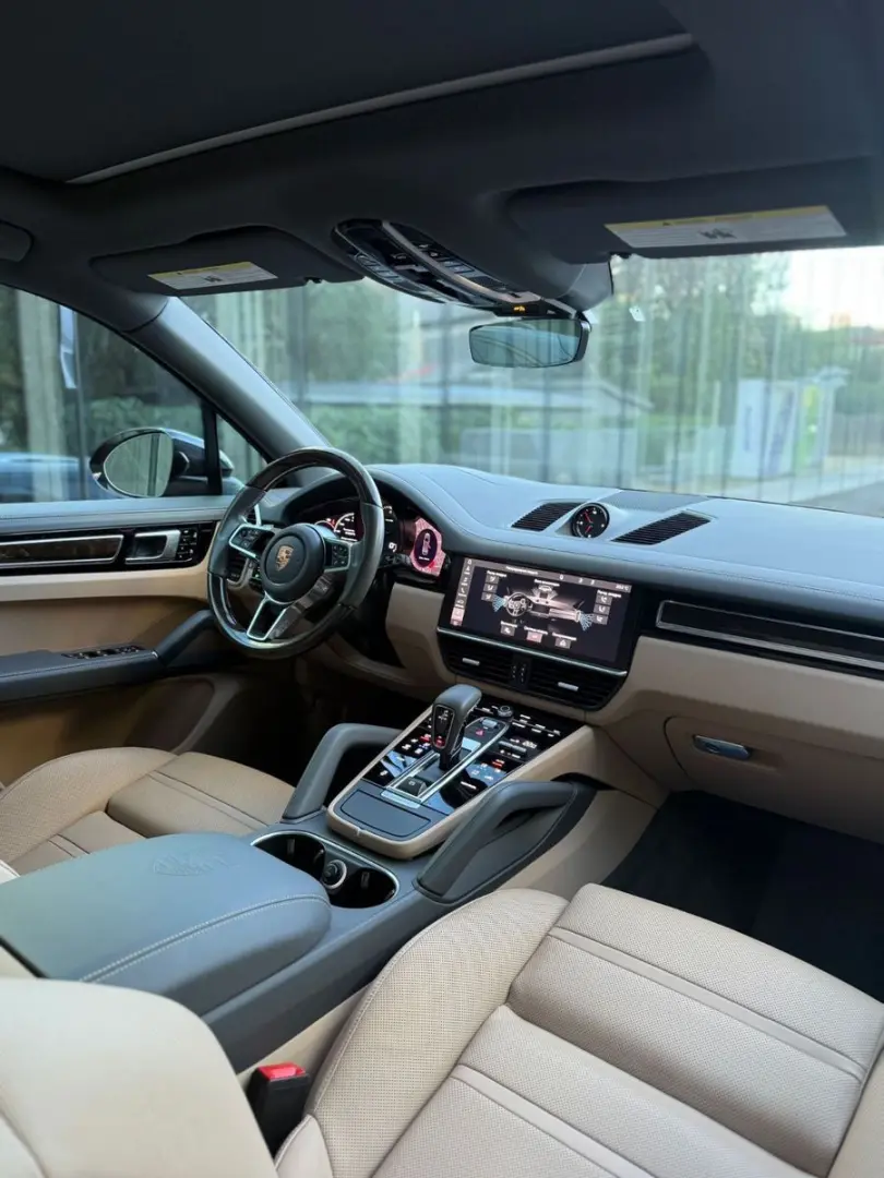 Cayenne V6 3.0L/CARPLAY/HUD/BOSE/ACC/MATRIX-LED