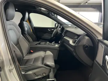 XC60 T8 Polestar Engineered Recharge AWD B&W AHK