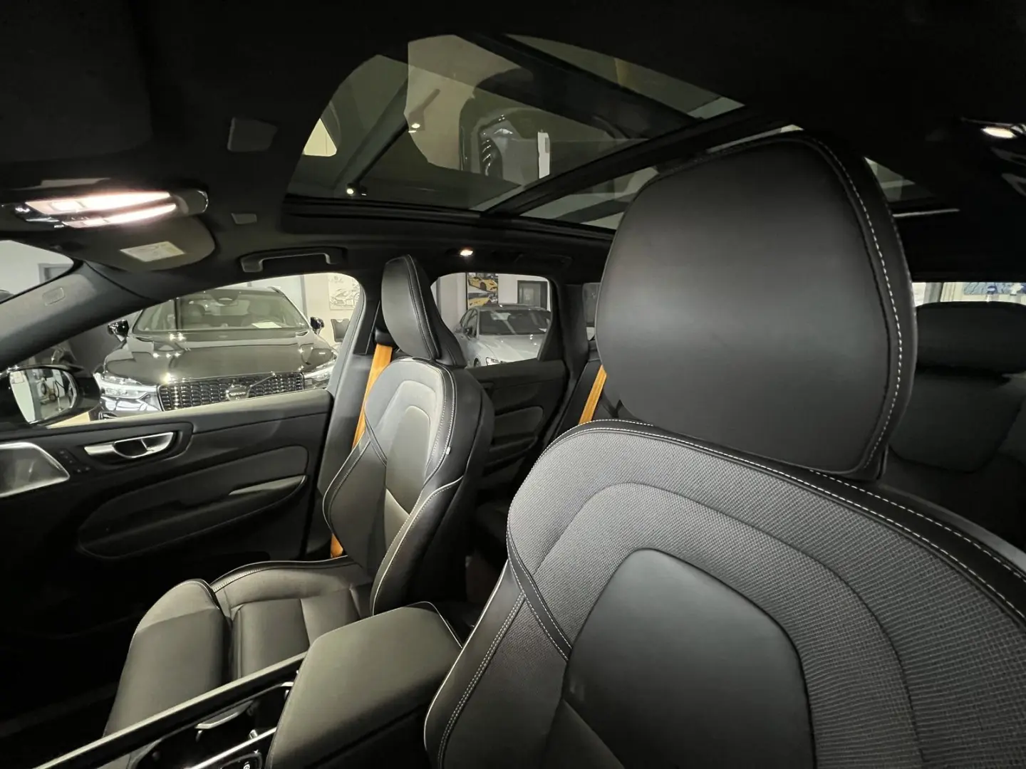 XC60 T8 Polestar Engineered Recharge AWD B&W AHK
