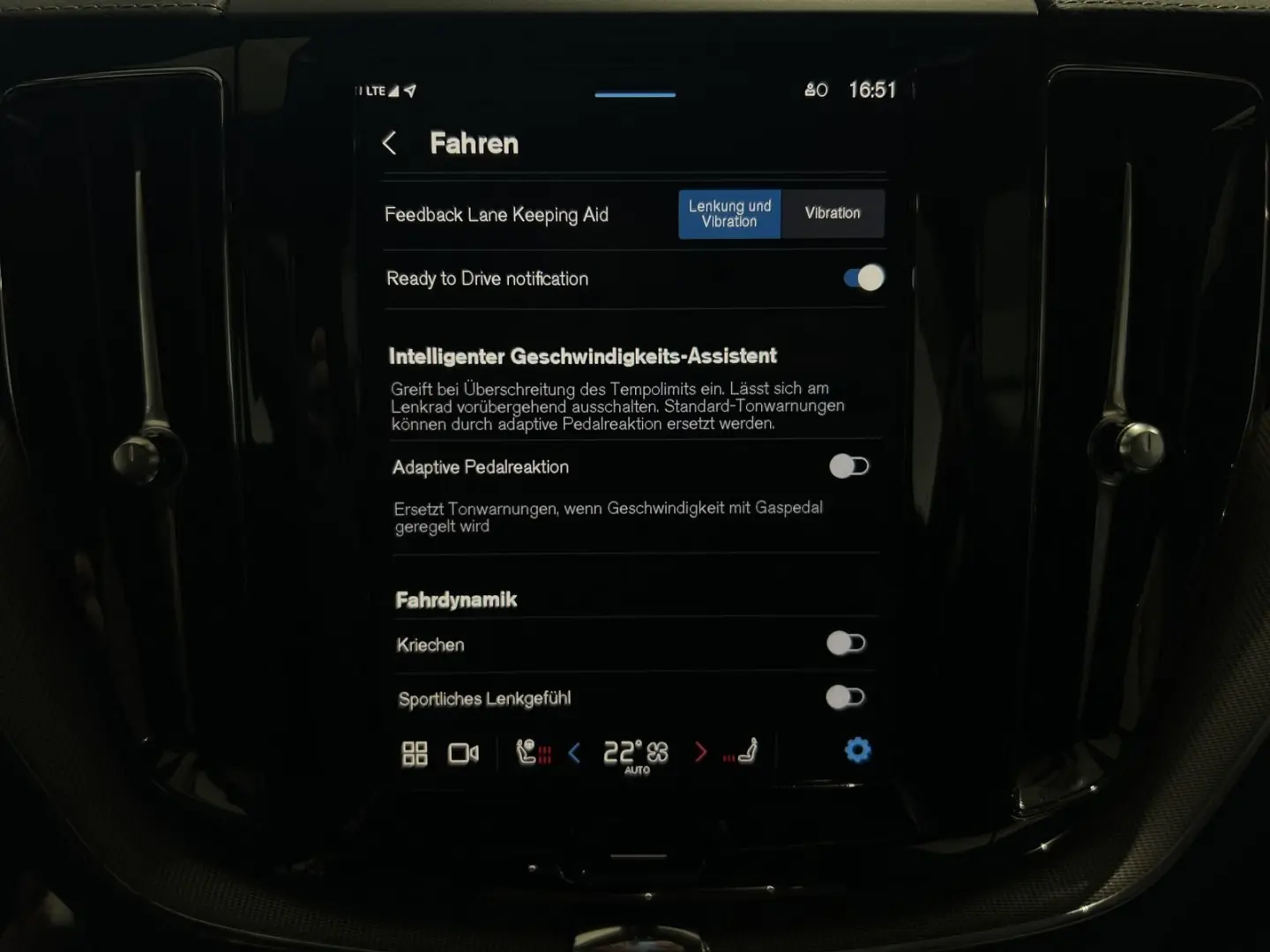 XC60 T8 Polestar Engineered Recharge AWD B&W AHK
