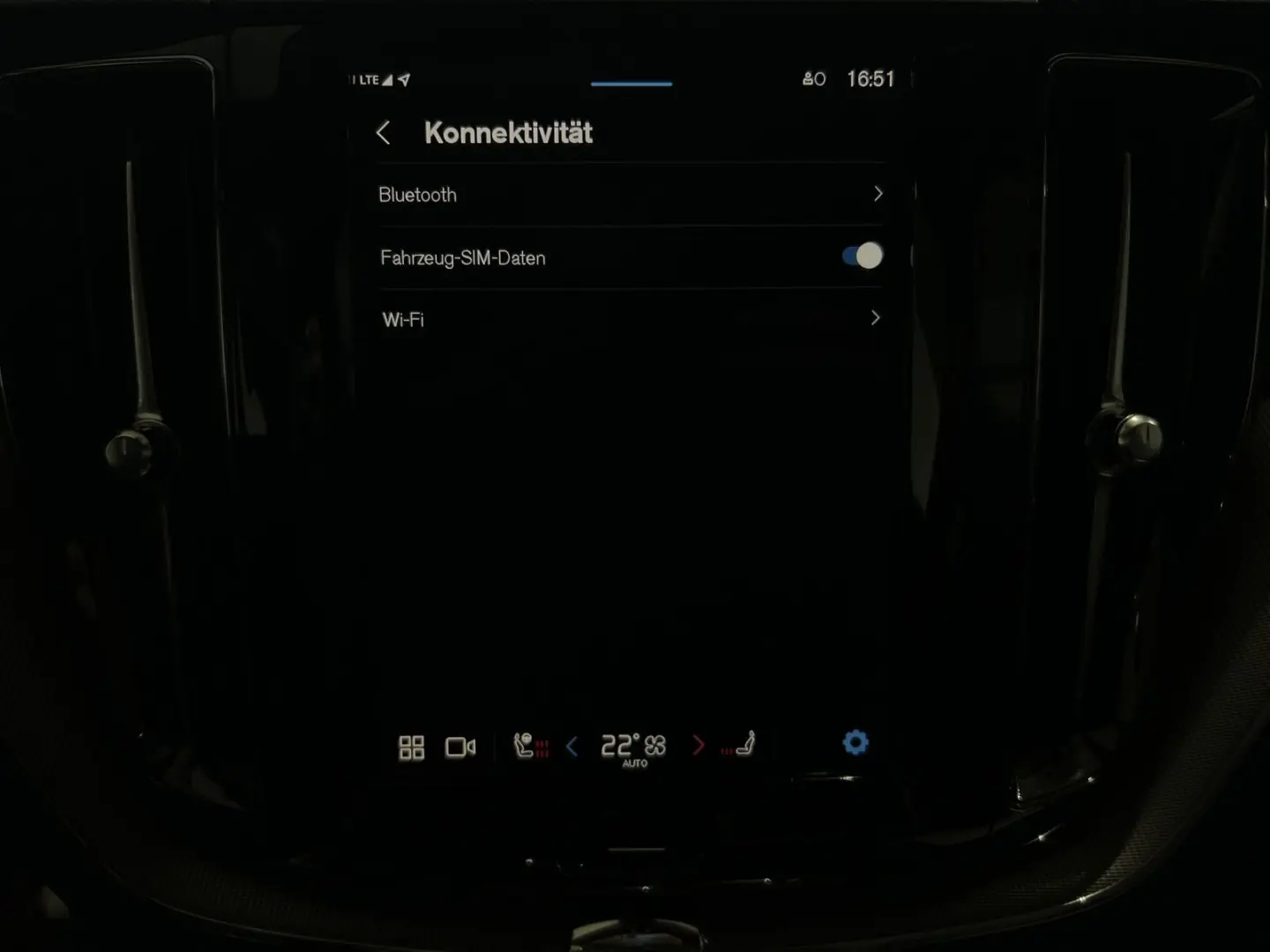 XC60 T8 Polestar Engineered Recharge AWD B&W AHK