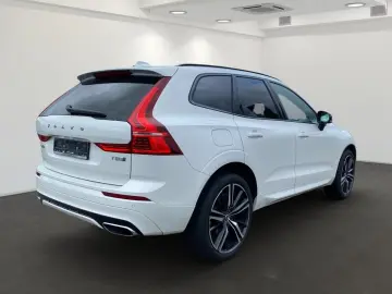 XC60 T8 R Design Plug-In AWD AHK IntelliSafe Pro