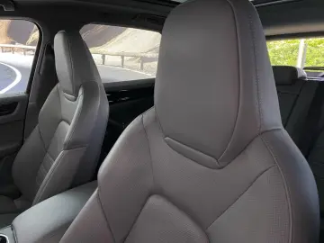 Cayenne 3.0 E-Hybrid Platinum Edition PANO+BOSE+
