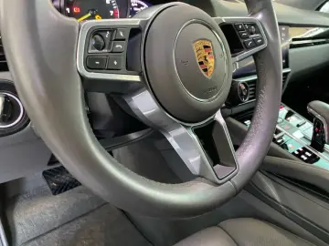 Cayenne 3.0 E-Hybrid Platinum Edition PANO+BOSE+