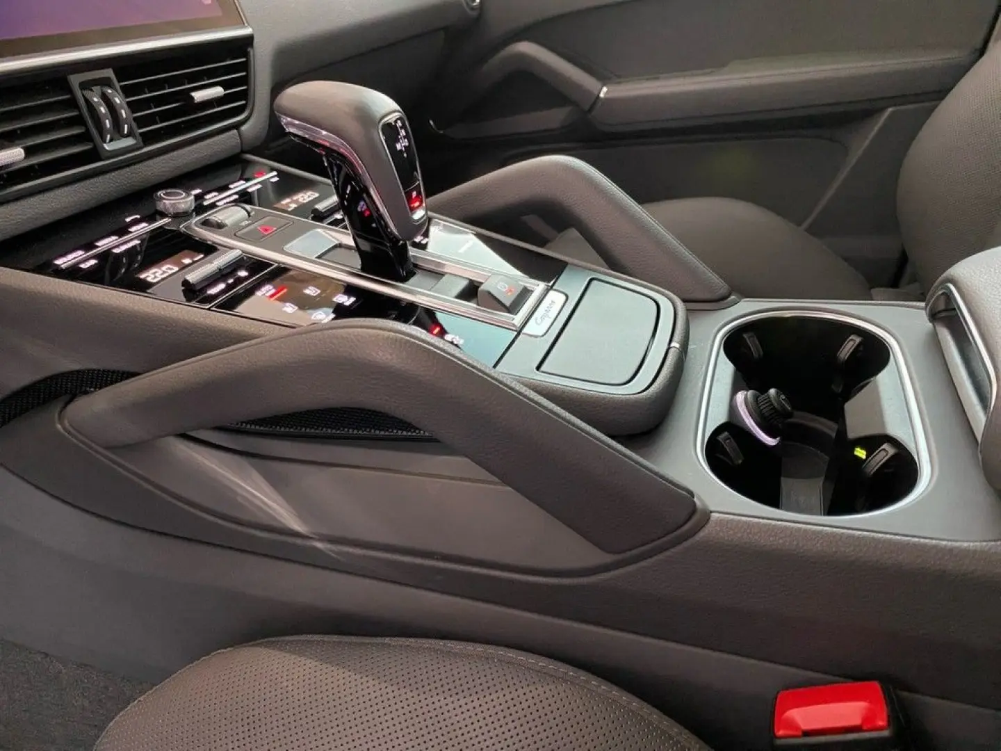 Cayenne 3.0 E-Hybrid Platinum Edition PANO+BOSE+