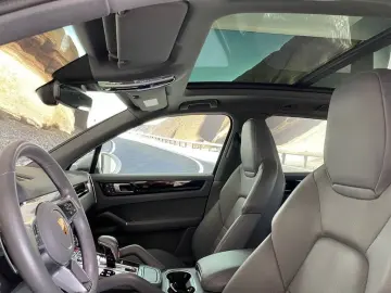 Cayenne 3.0 E-Hybrid Platinum Edition PANO+BOSE+