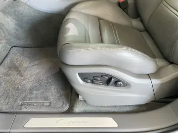 Cayenne 3.0 E-Hybrid Platinum Edition PANO+BOSE+