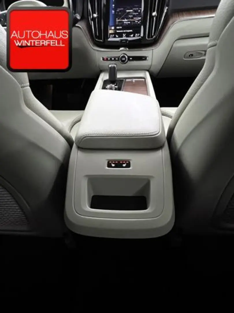 XC60 B5 PRO LUFT+KEYLESS+KAMERA+STANDHEIZUNG+LED