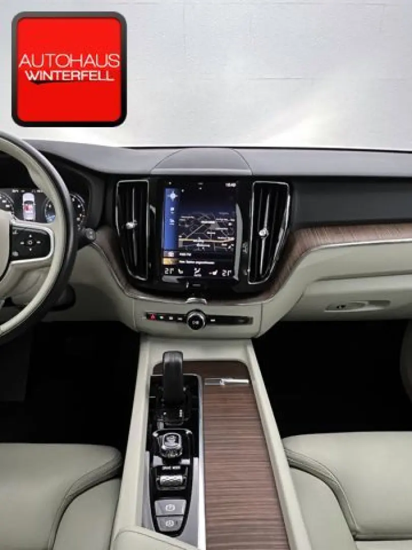 XC60 B5 PRO LUFT+KEYLESS+KAMERA+STANDHEIZUNG+LED