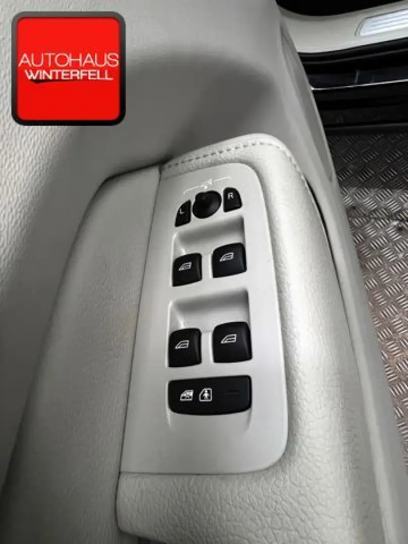 XC60 B5 PRO LUFT+KEYLESS+KAMERA+STANDHEIZUNG+LED