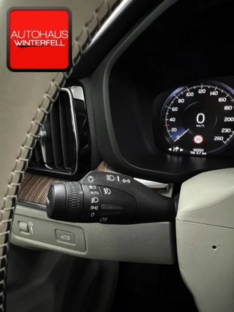 XC60 B5 PRO LUFT+KEYLESS+KAMERA+STANDHEIZUNG+LED