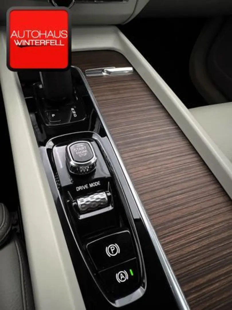 XC60 B5 PRO LUFT+KEYLESS+KAMERA+STANDHEIZUNG+LED