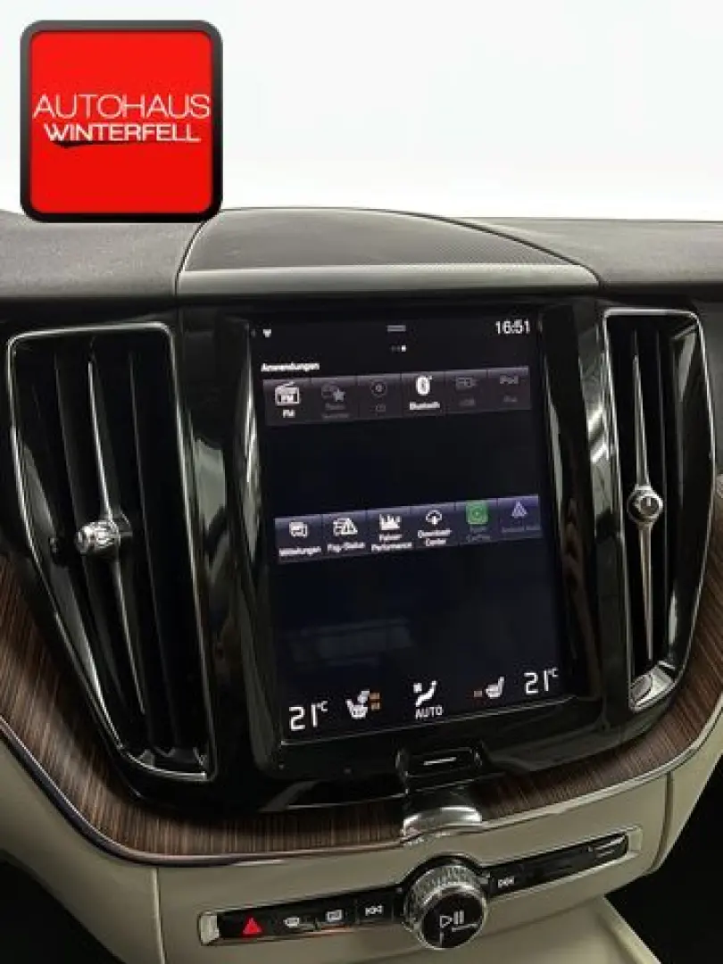 XC60 B5 PRO LUFT+KEYLESS+KAMERA+STANDHEIZUNG+LED