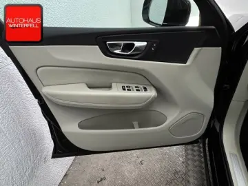 XC60 B5 PRO LUFT+KEYLESS+KAMERA+STANDHEIZUNG+LED