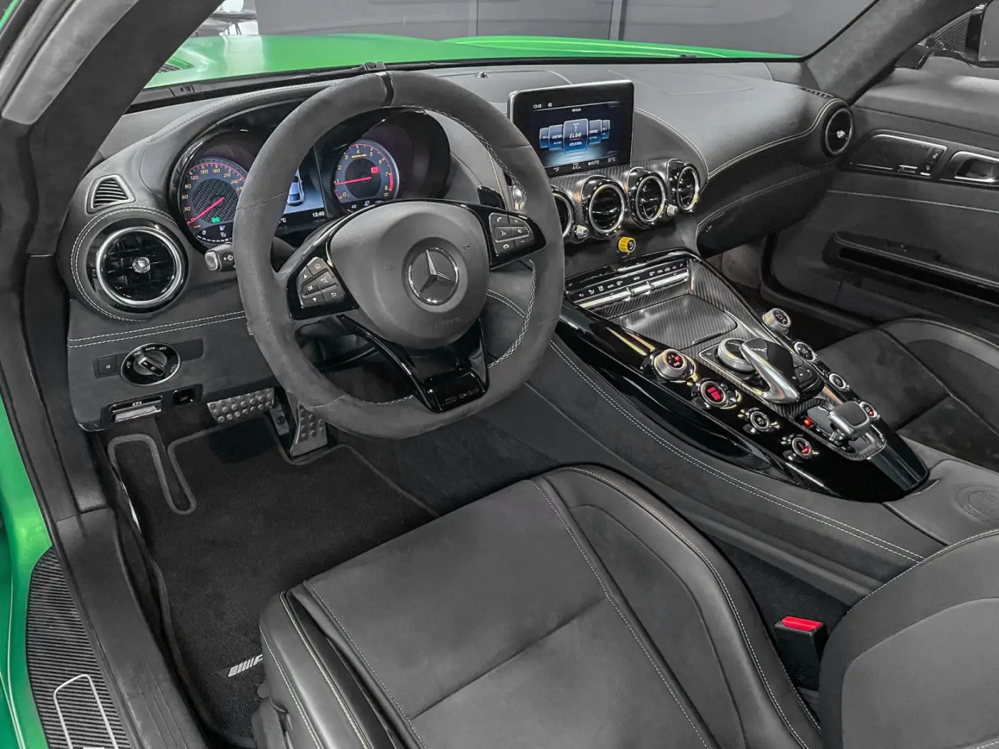 AMG GT R PERFECT CONDITION /NO FAP 1 HAND / KERA