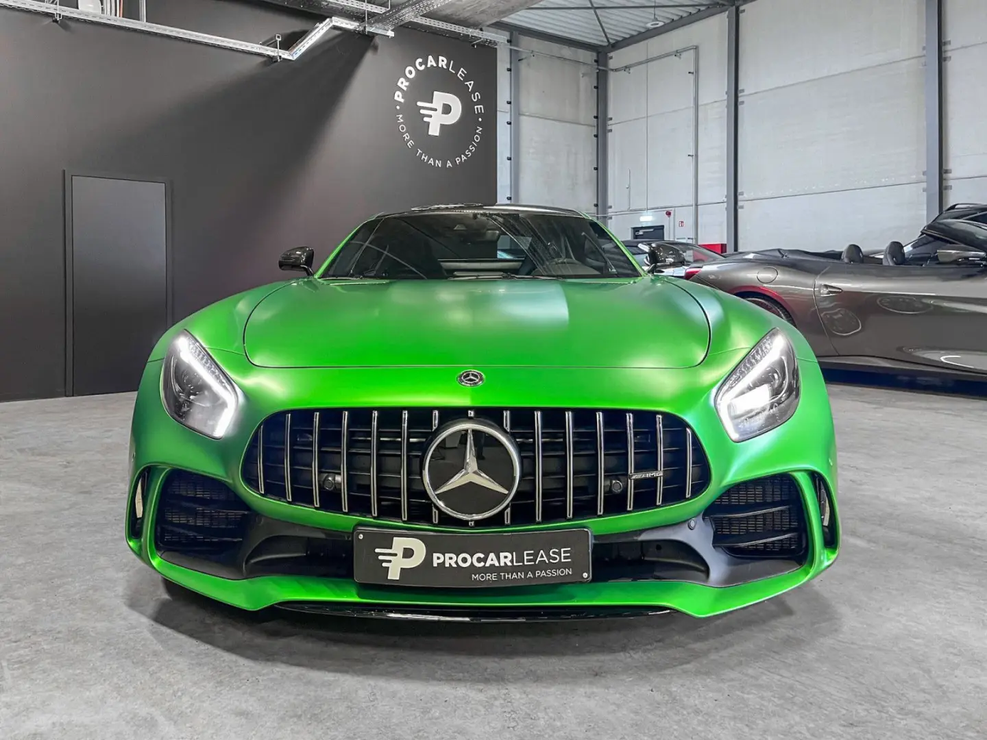 AMG GT R PERFECT CONDITION /NO FAP 1 HAND / KERA