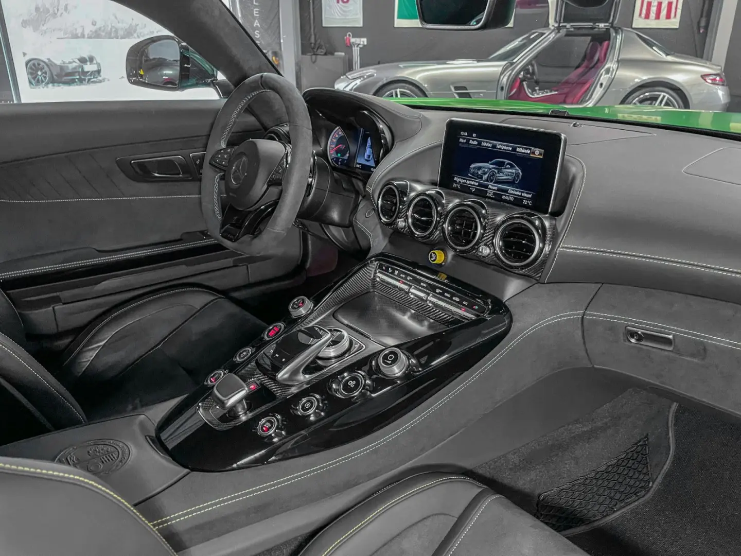 AMG GT R PERFECT CONDITION /NO FAP 1 HAND / KERA