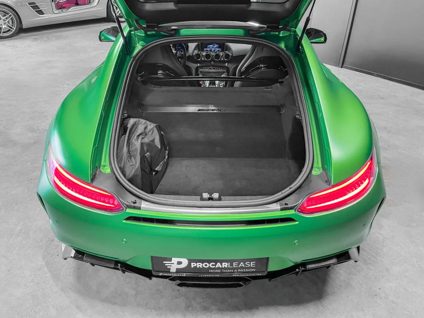 AMG GT R PERFECT CONDITION /NO FAP 1 HAND / KERA