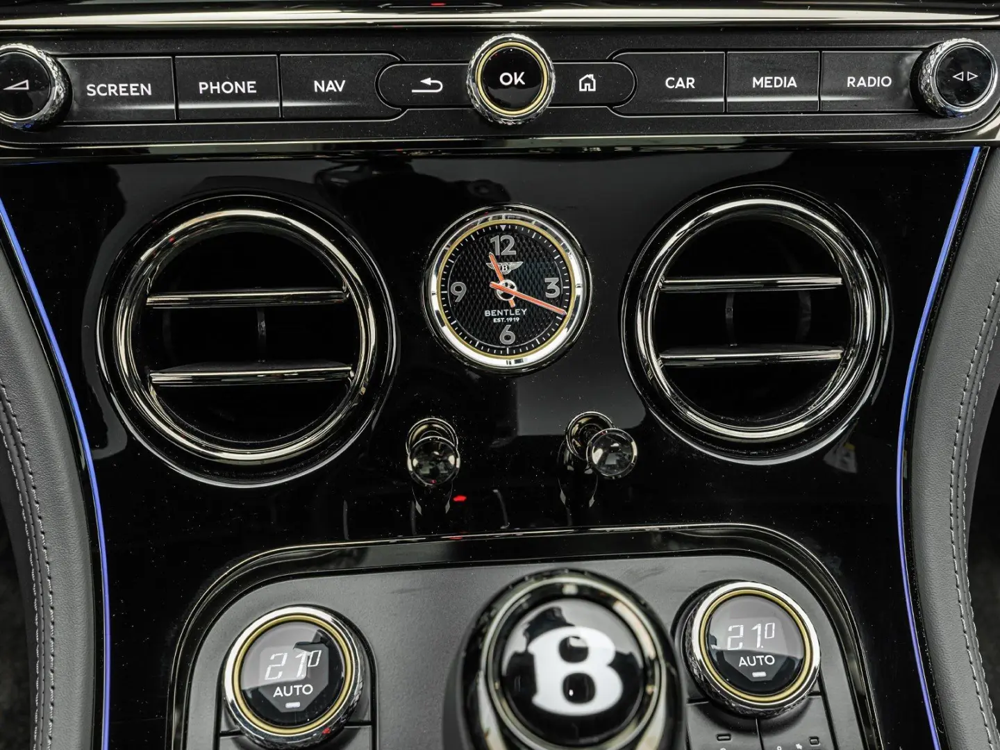 Continental GT Speed V8 Hybrid