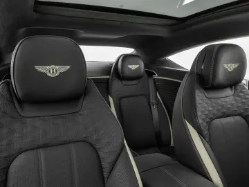 Continental GT Speed V8 Hybrid