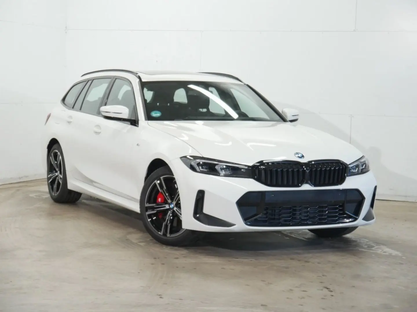330e iPerformance Touring ///M-Sport PRO PanoSD