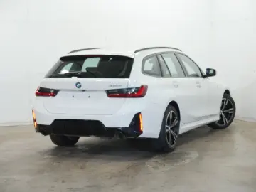 330e iPerformance Touring ///M-Sport PRO PanoSD