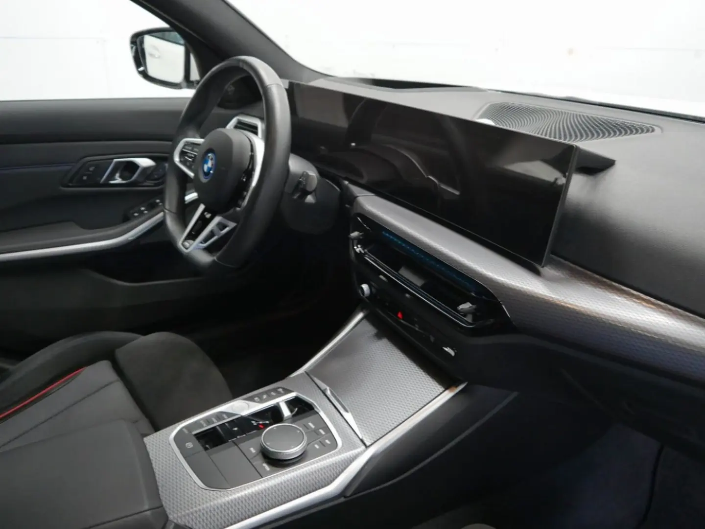 330e iPerformance Touring ///M-Sport PRO PanoSD