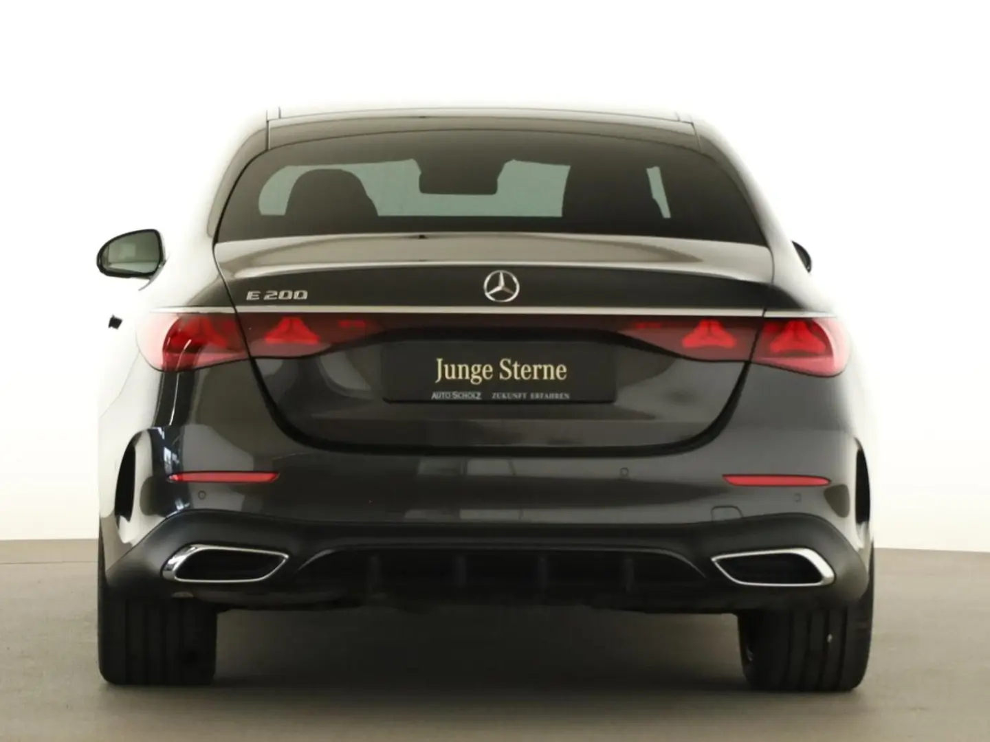 E 200 AMG ADV PLUS+NIGHT+PANO+360°+KEYLESS+WIDE+