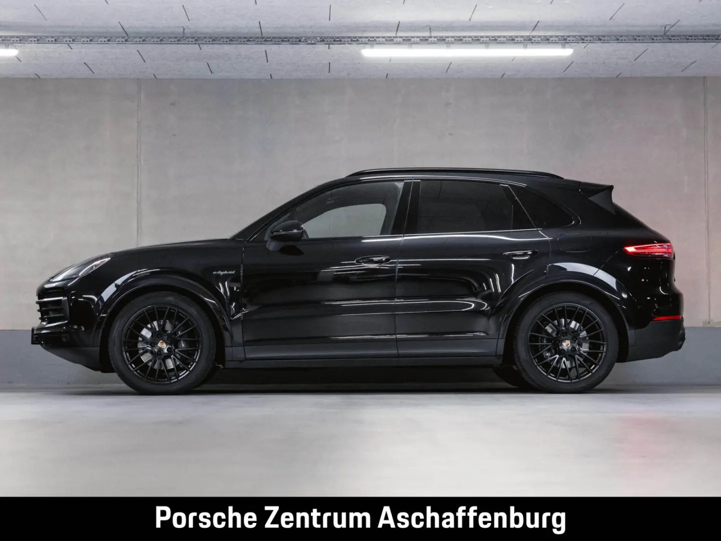 Cayenne E-Hybrid Panoramadach Luftfederung