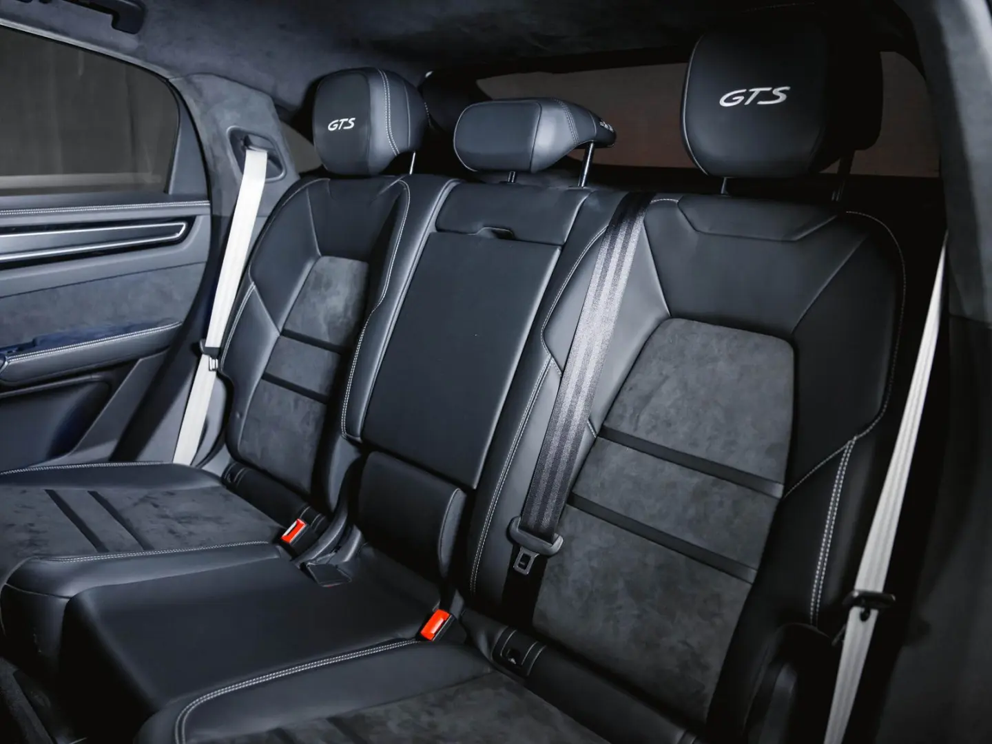 Cayenne GTS Coupé Luftfederung BOSE