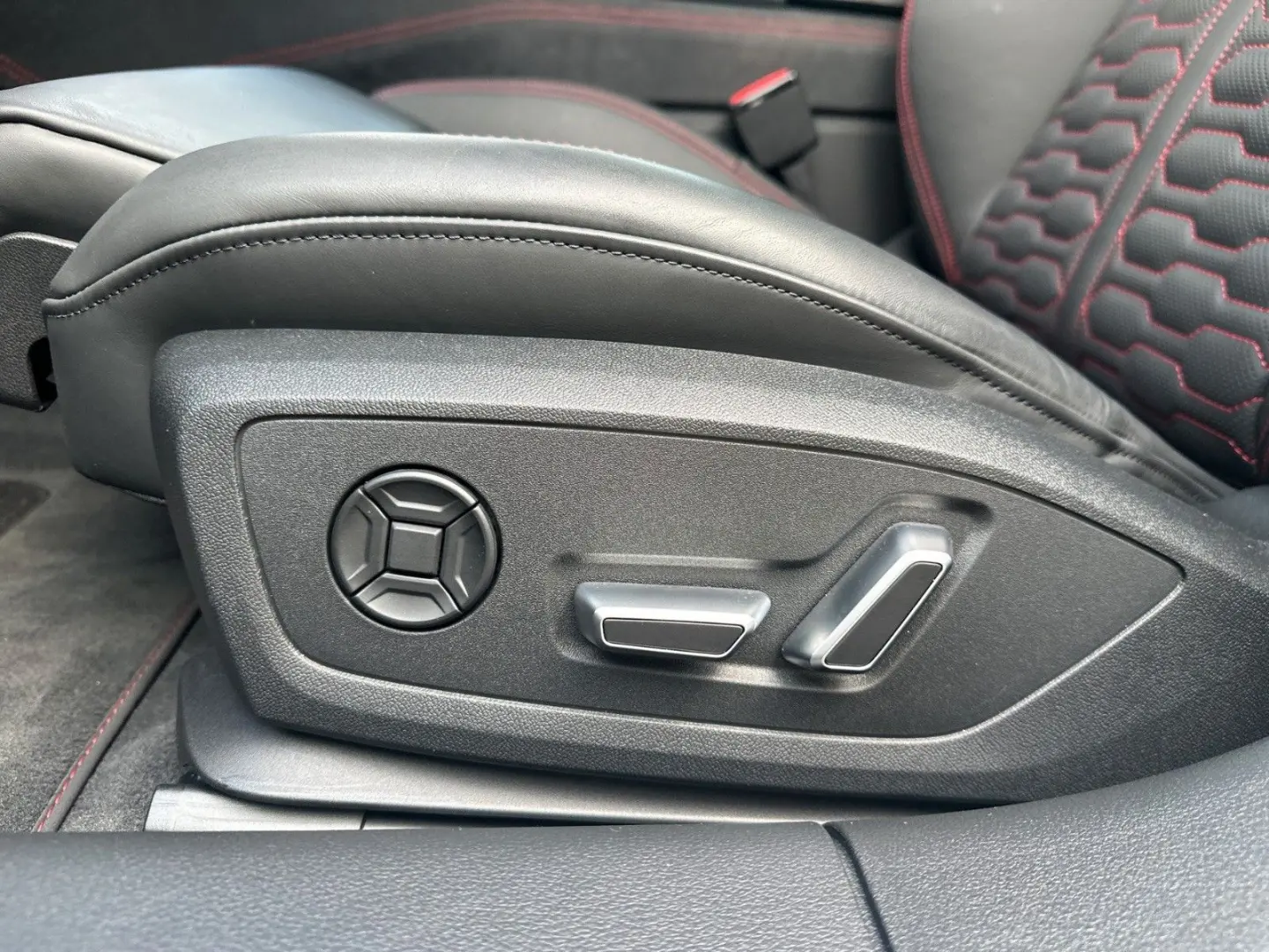 RS7 4.0 TFSI quattro 22