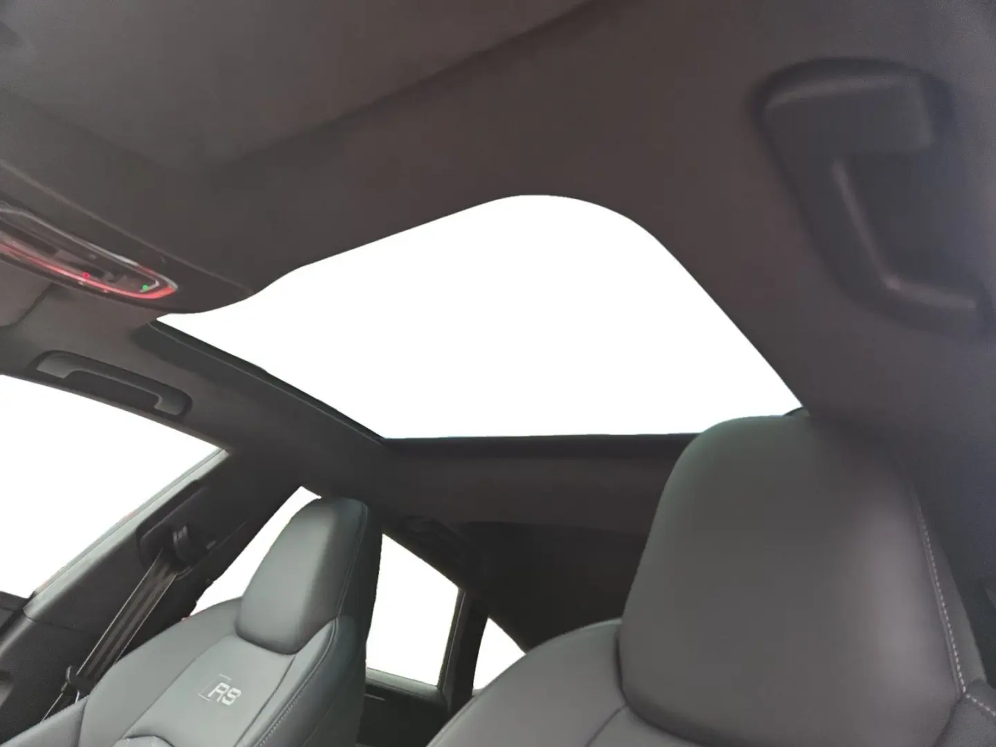 RS 7 Sportback 4.0 TFSI, 305 KmH/KERAMIK/B&O/PAN
