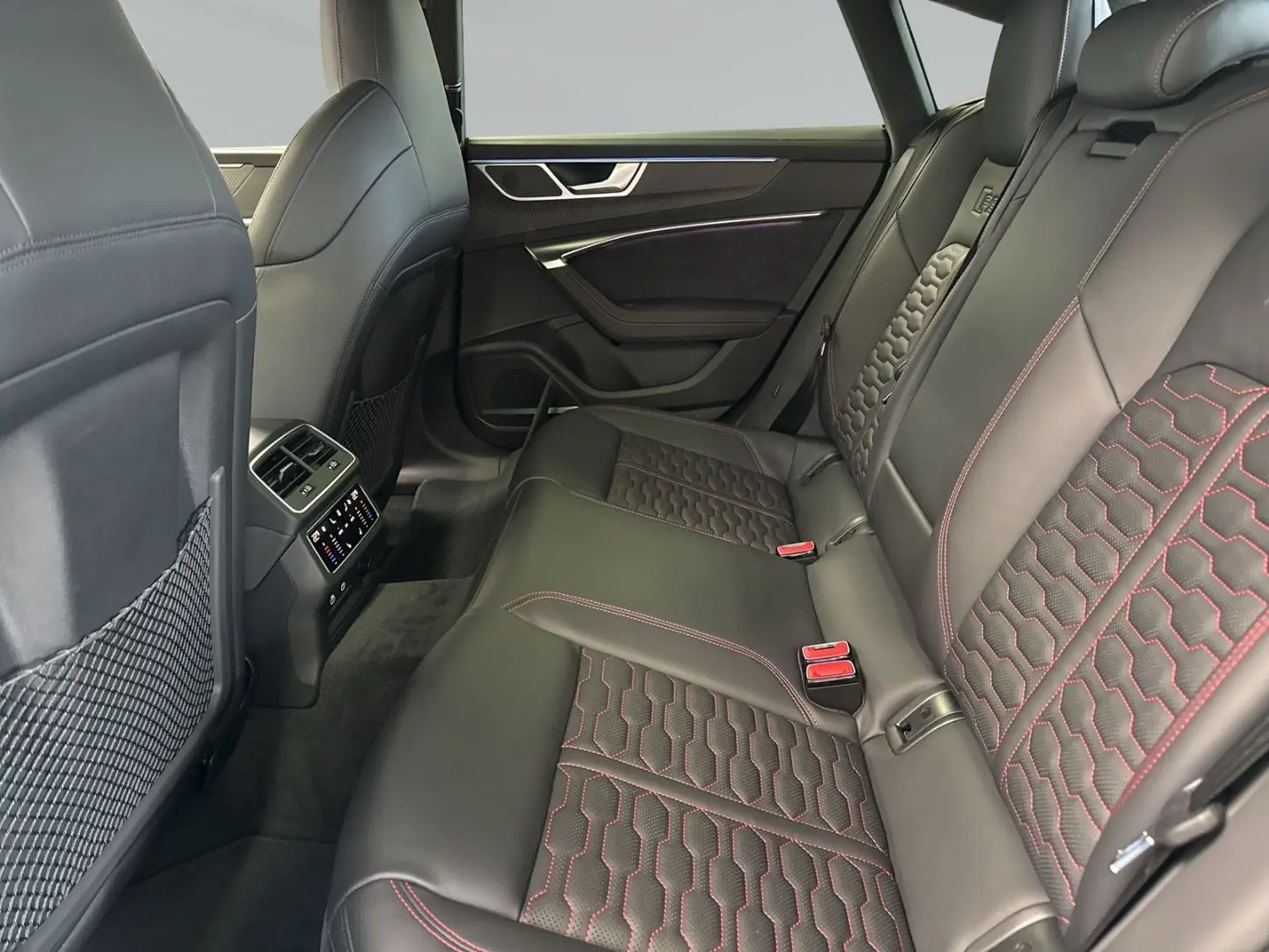 RS7 Sportback qu tiptro 360°+Keramik+Pano+Sthz