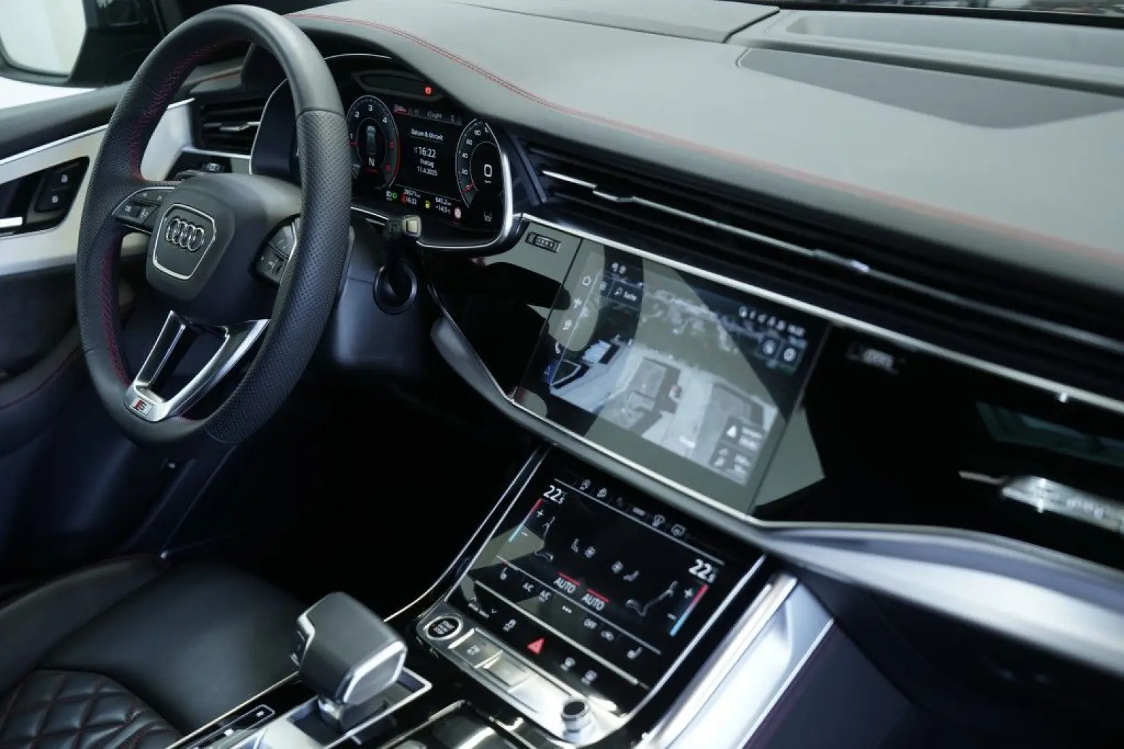 Q8 50 TDI q. S line *23 *ACC*LUFT*Pano*S-Sitze