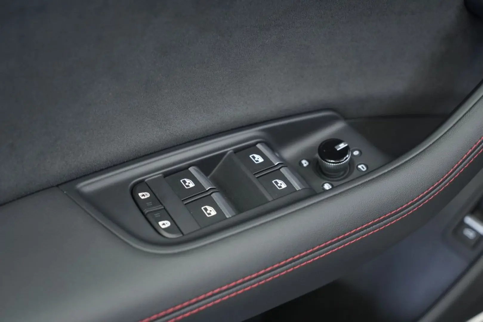 Q8 50 TDI q. S line *23 *ACC*LUFT*Pano*S-Sitze