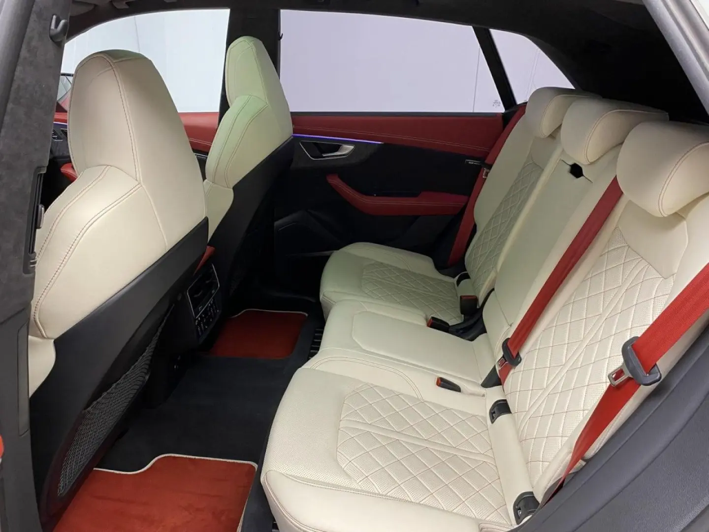 Q8 55 TFSI quattro S-Line Audi Exclusive Klima