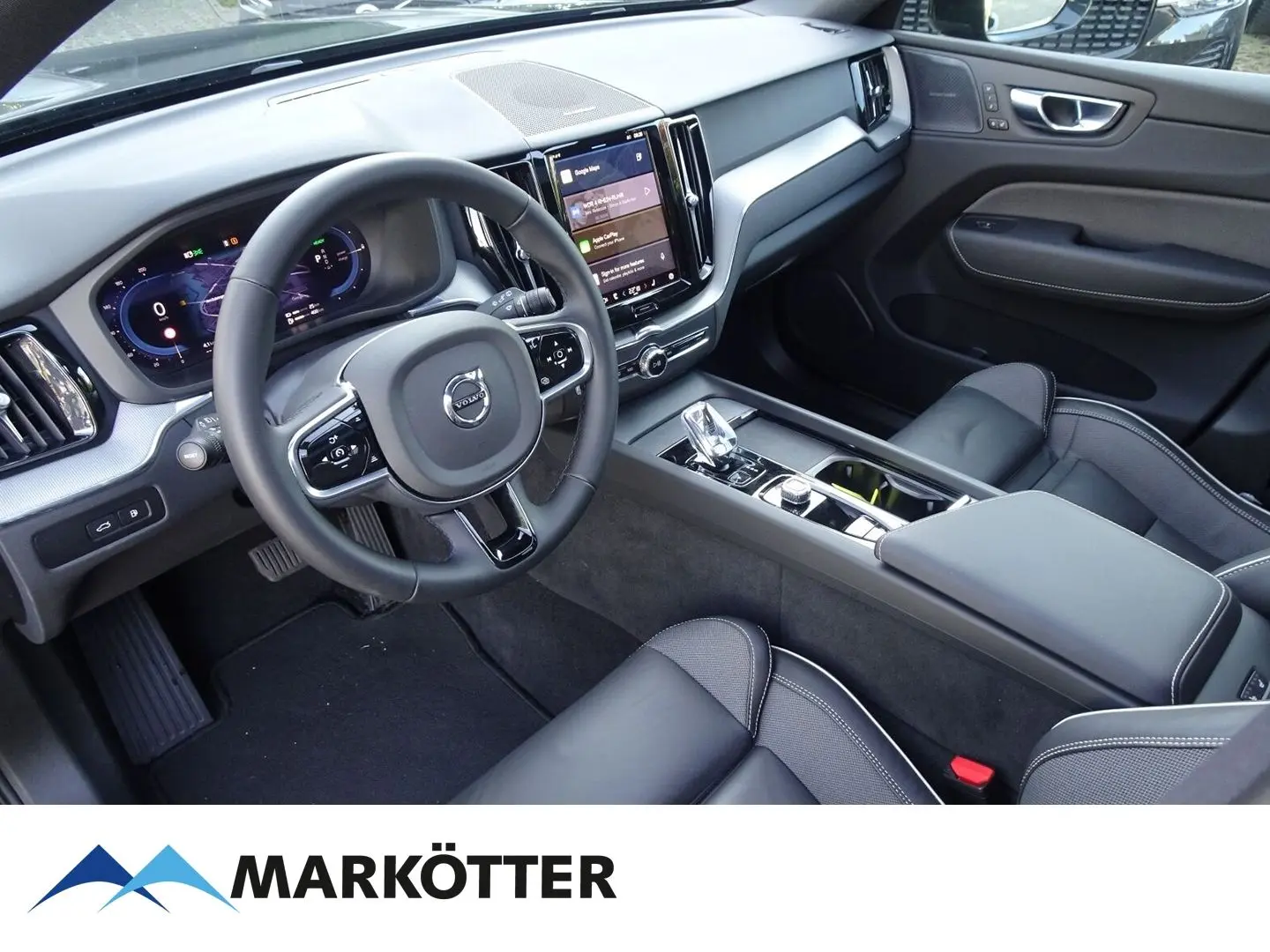 XC60 T8 AWD Recharge Plus Dark SHZ/LHZ/PANO/360