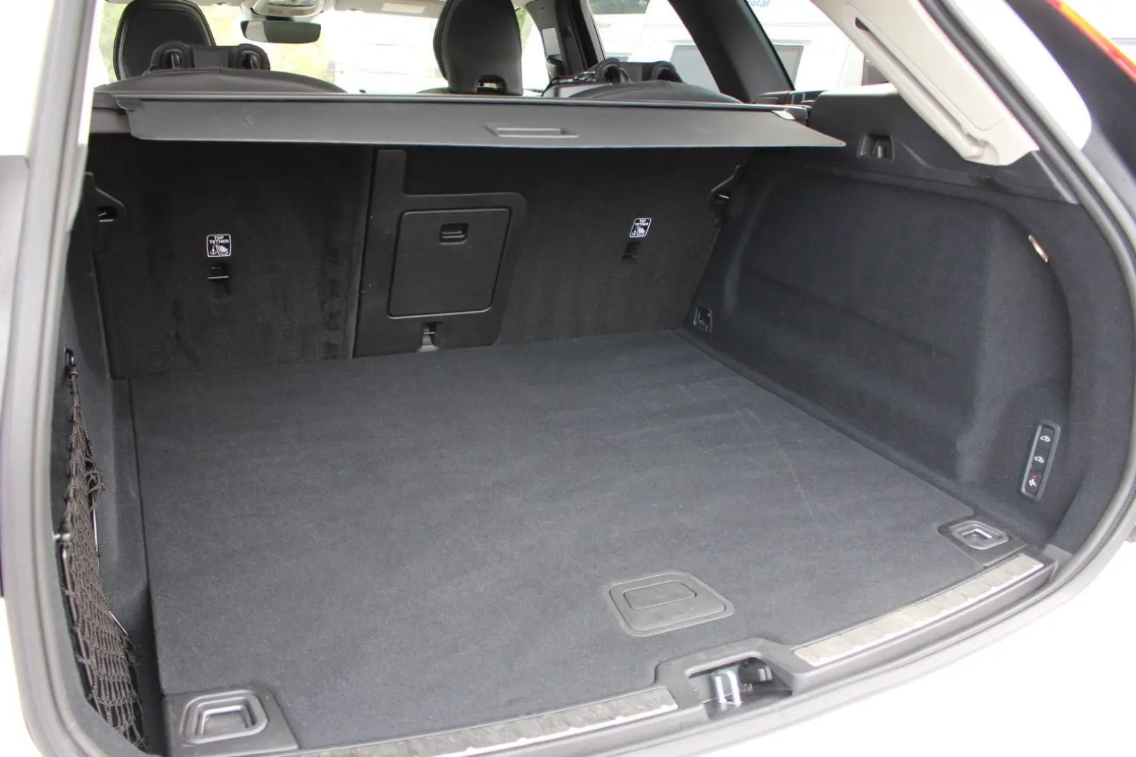 XC60 B5 Benzin Ultra Dark