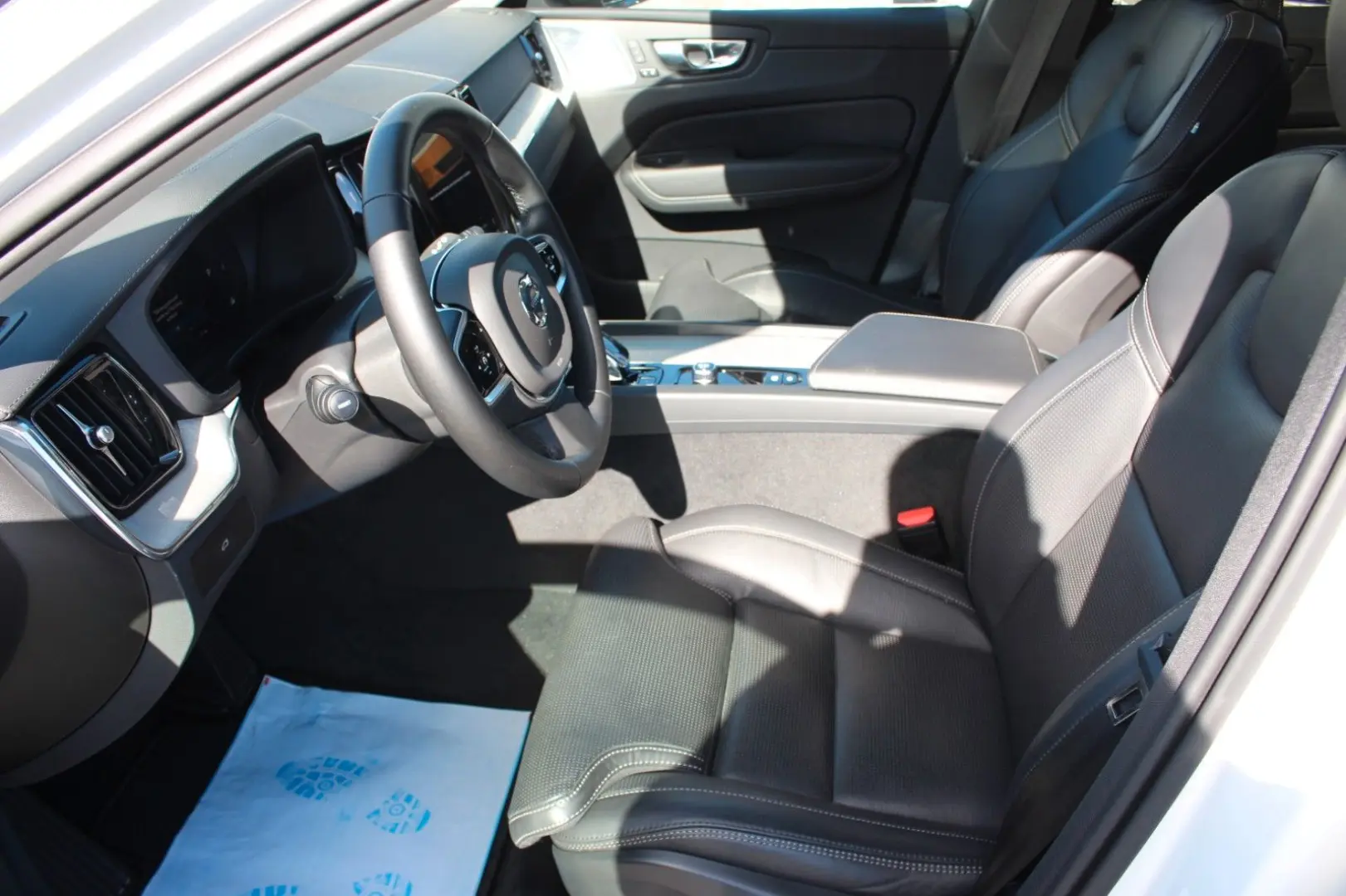 XC60 B5 Benzin Ultra Dark
