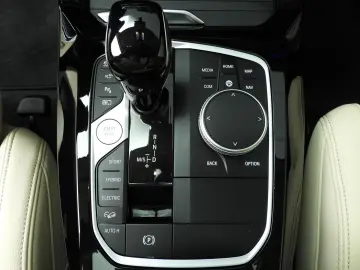 X3 xDrive30e | LED | navi | Schiebedach | Sports