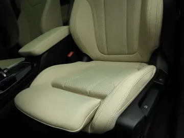 X3 xDrive30e | LED | navi | Schiebedach | Sports