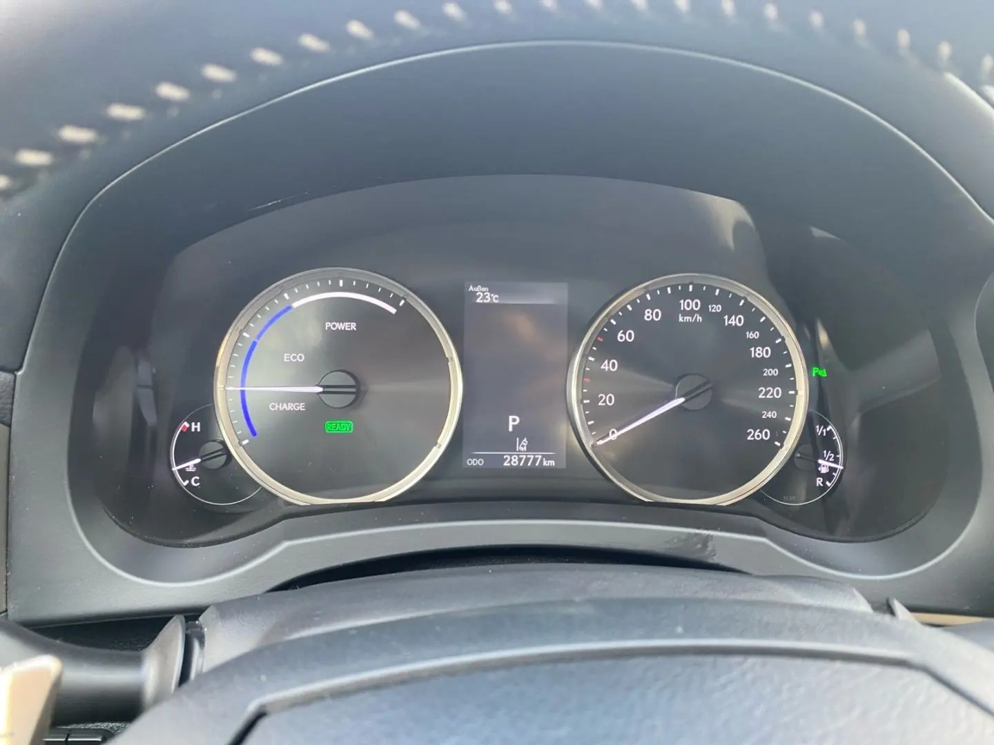 IS 300 h Luxury Line *LED*GSD*Leder*M Levinson*