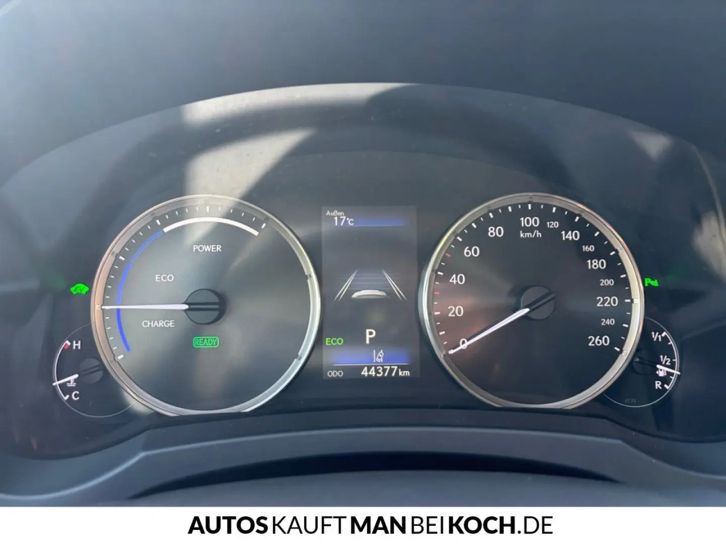 IS 300h Style Edition NAVI SMART KEY LED SHZ MFL