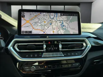 X3 xDrive30e M-SPORT HYBRID LED NAVI HUD PANO
