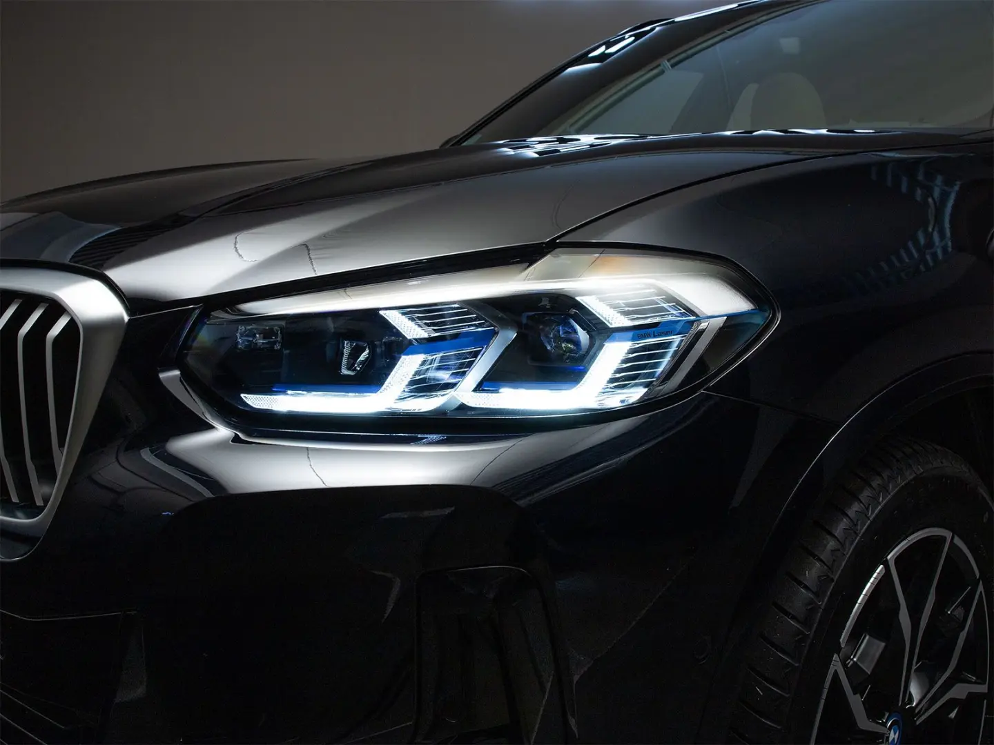 X3 xD 30e M-Sport ACC Laser AHK Leder CAM Pano.